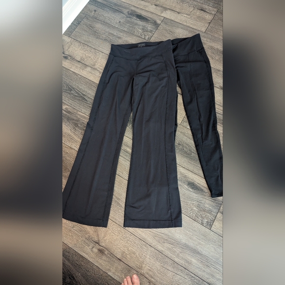 2 athleta stretch black pants - Picture 1 of 6